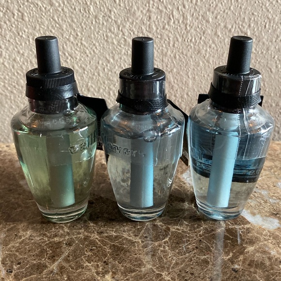 “FRESH BALSAM” by BBW / WB, 3)-Wallflowers Home Fragrance Refills, NWT & Sealed - Picture 3 of 3